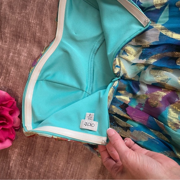 Colorful Strapless Cache Dress - Picture 5 of 8